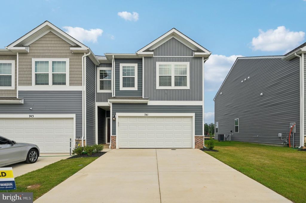 Image 2 of property listing at 729 MANAGRASS DR, Joppa, MD 21085