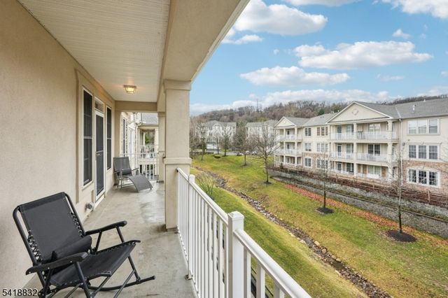 1209 Holly Ln 1209, Cedar Grove Twp., NJ 07009