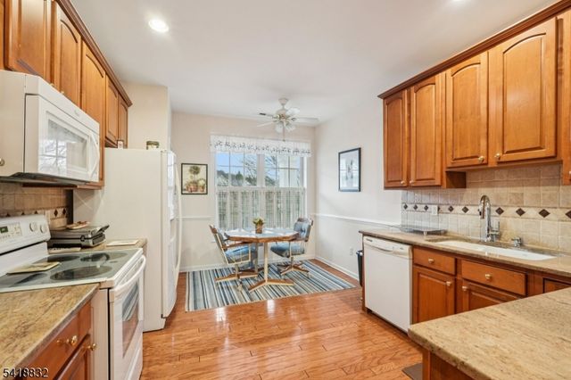 1209 Holly Ln 1209, Cedar Grove Twp., NJ 07009