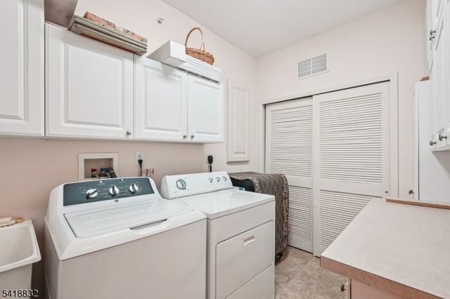 1209 Holly Ln 1209, Cedar Grove Twp., NJ 07009