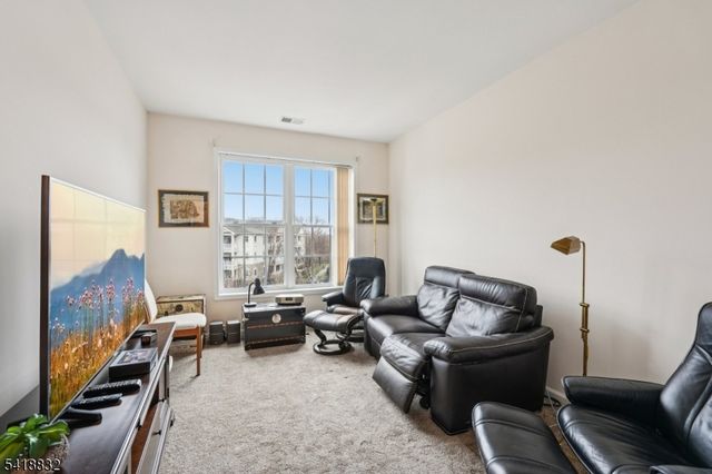 1209 Holly Ln 1209, Cedar Grove Twp., NJ 07009