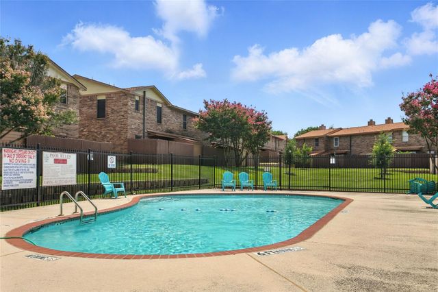 915 Cedar Terrace, Cedar Hill, TX 75104