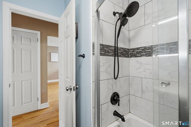 17 Carol Drive, Manchester, CT 06040