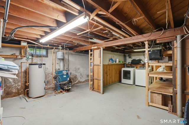 17 Carol Drive, Manchester, CT 06040