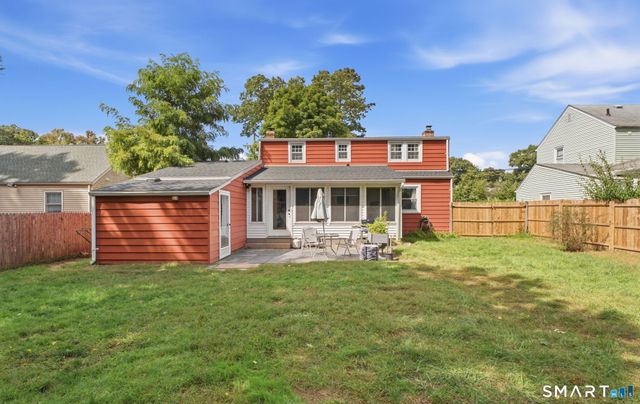 17 Carol Drive, Manchester, CT 06040