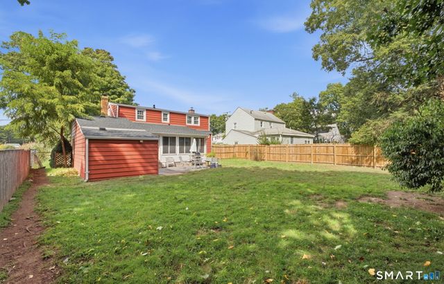 17 Carol Drive, Manchester, CT 06040