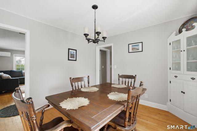 17 Carol Drive, Manchester, CT 06040