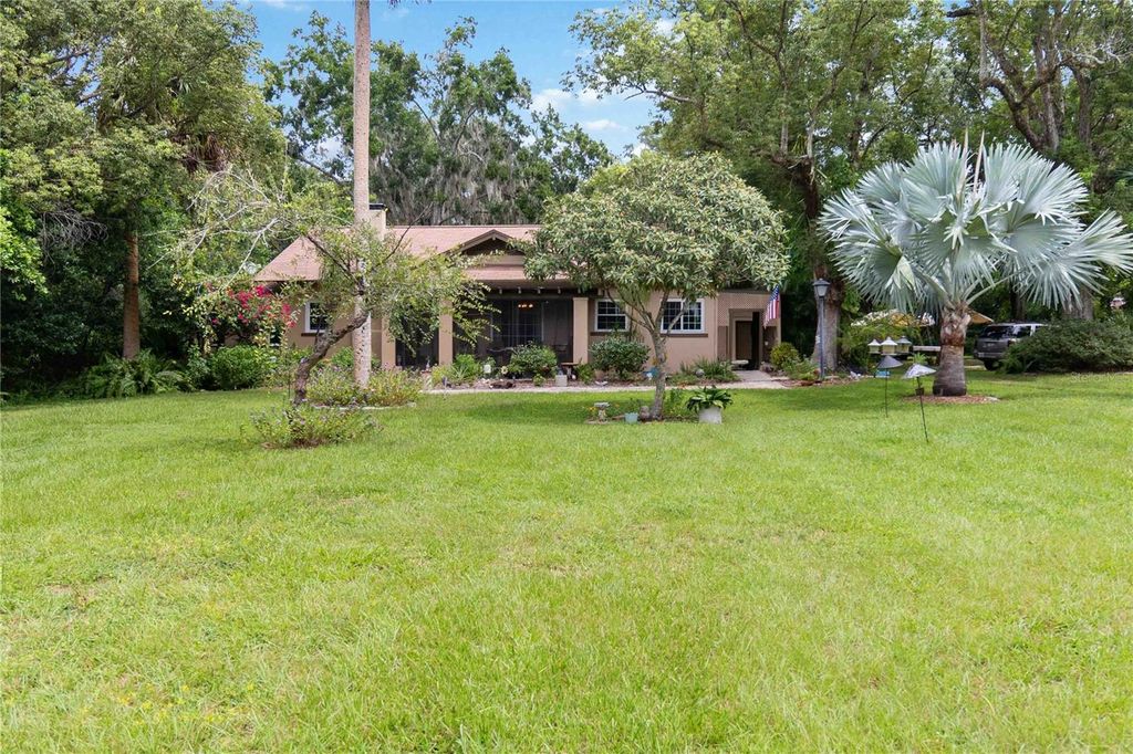 245 N CENTRAL AVENUE, Apopka, FL 32703