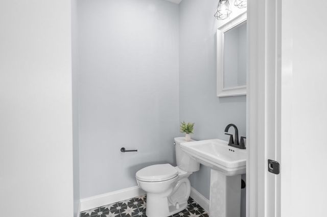 46 Beach Road, Salisbury, MA 01952