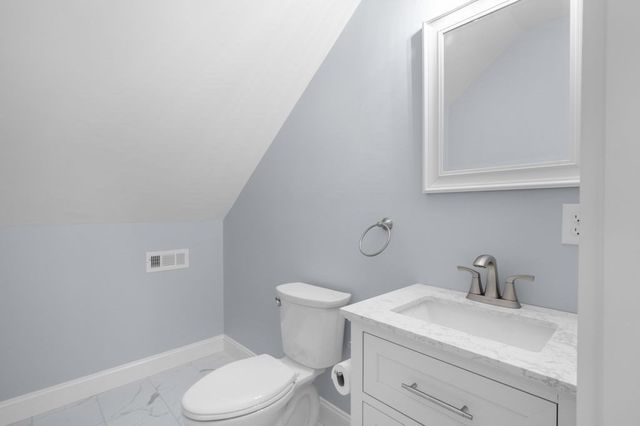 46 Beach Road, Salisbury, MA 01952