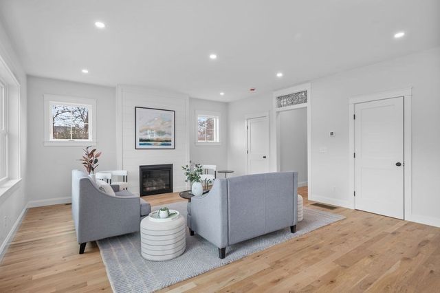 46 Beach Road, Salisbury, MA 01952