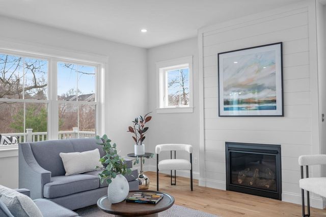 46 Beach Road, Salisbury, MA 01952