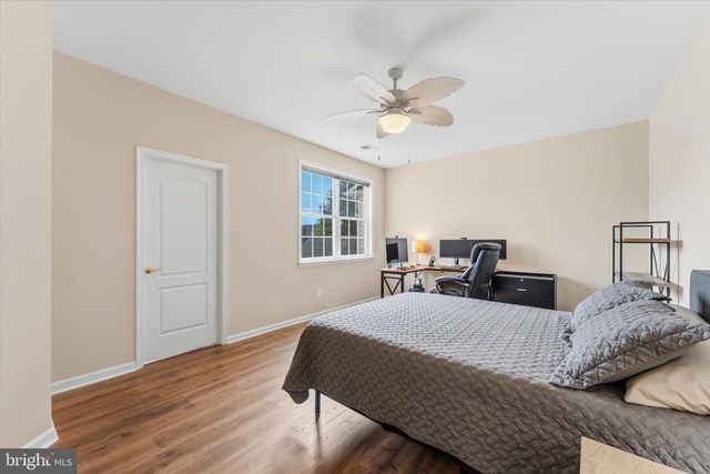 20494 CASABLANCA DR, Ashburn, VA 20147