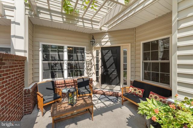 20494 CASABLANCA DR, Ashburn, VA 20147