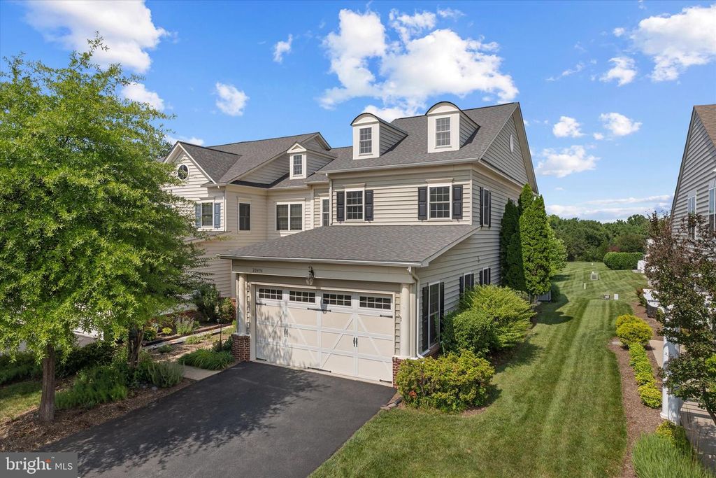 20494 CASABLANCA DR, Ashburn, VA 20147
