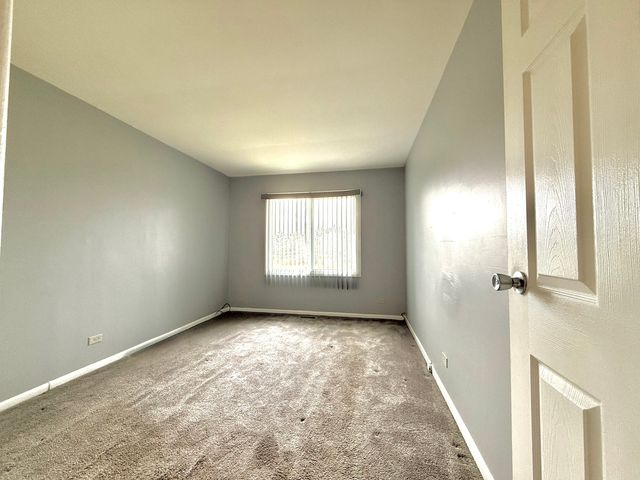 3108 Roberts Drive 6, Woodridge, IL 60517