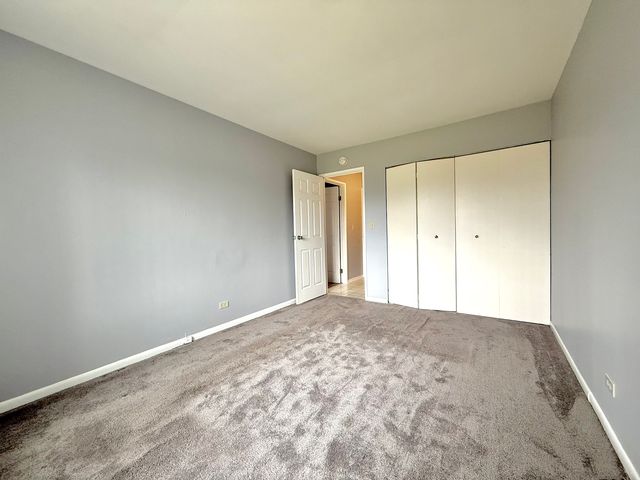 3108 Roberts Drive 6, Woodridge, IL 60517
