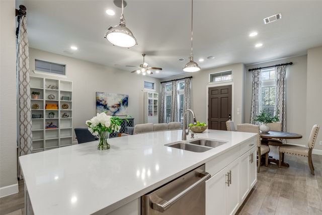 3743 Panalero Lane, Dallas, TX 75209