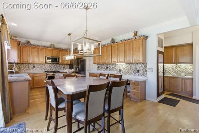 48879 Michaywe Drive, Macomb Township, MI 48044