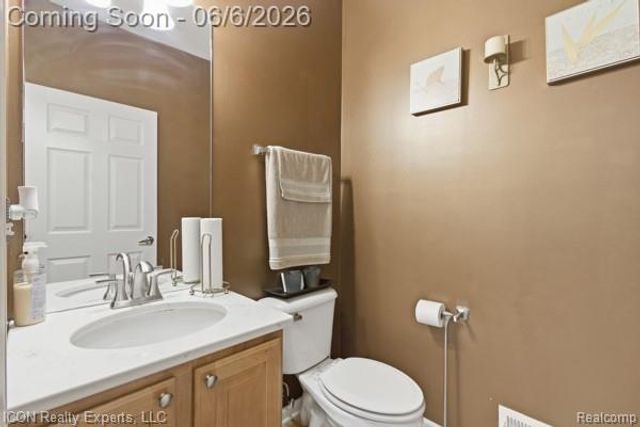 48879 Michaywe Drive, Macomb Township, MI 48044