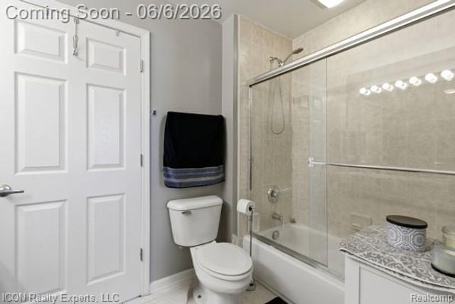 48879 Michaywe Drive, Macomb Township, MI 48044