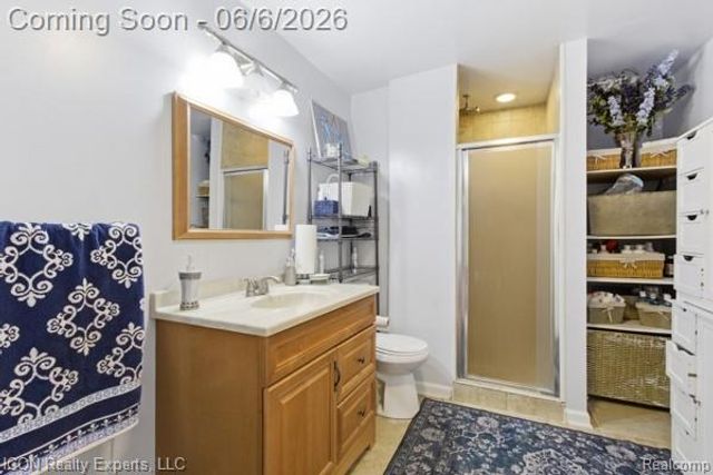 48879 Michaywe Drive, Macomb Township, MI 48044