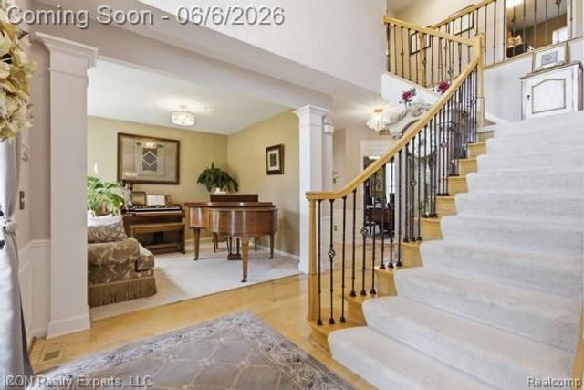 48879 Michaywe Drive, Macomb Township, MI 48044