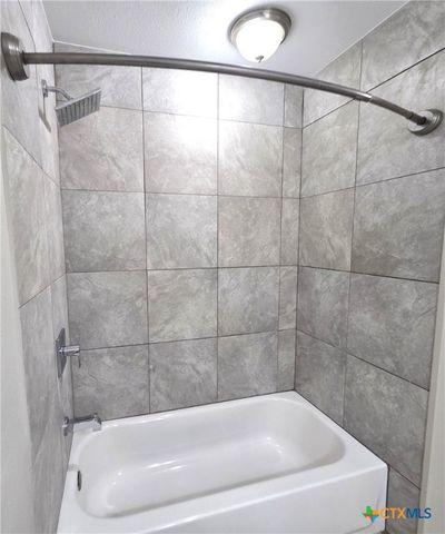 408 Clay Ridge, Canyon Lake, TX 78133