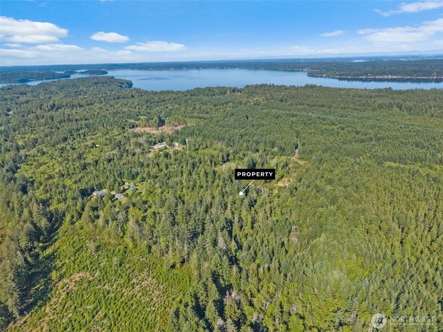 2561 E Harstine Island Road N, Shelton, WA 98584