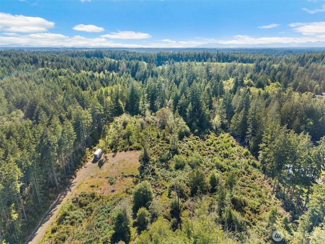 2561 E Harstine Island Road N, Shelton, WA 98584