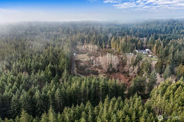 2561 E Harstine Island Road N, Shelton, WA 98584