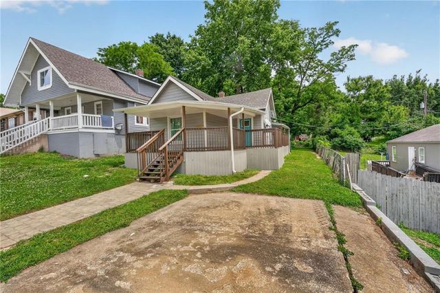 221 N 25th Street, Kansas City, KS 66102