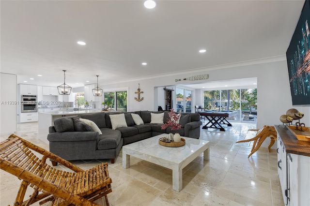 3010 NE 58th St, Fort Lauderdale, FL 33308