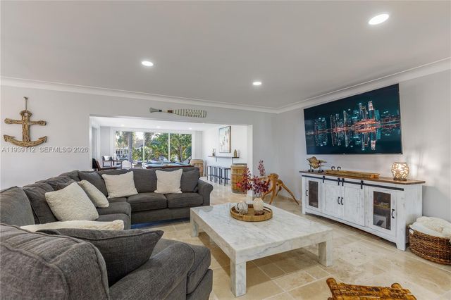 3010 NE 58th St, Fort Lauderdale, FL 33308