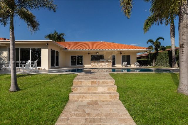 3010 NE 58th St, Fort Lauderdale, FL 33308