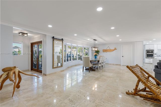 3010 NE 58th St, Fort Lauderdale, FL 33308