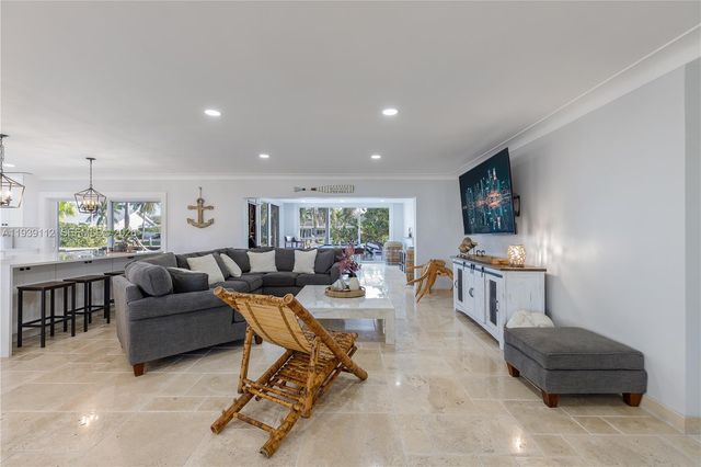 3010 NE 58th St, Fort Lauderdale, FL 33308