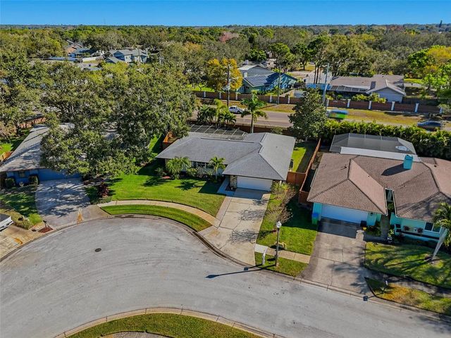 10099 LINDEN PLACE DRIVE, Seminole, FL 33776