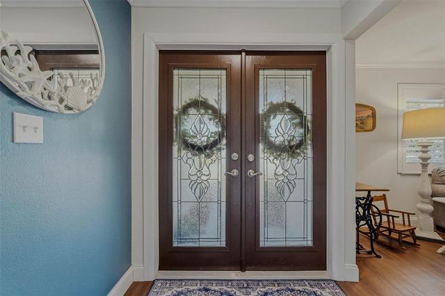 10099 LINDEN PLACE DRIVE, Seminole, FL 33776