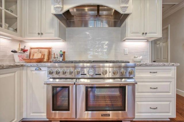 1835 Orville Avenue, Cambria, CA 93428