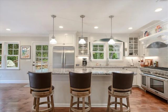 1835 Orville Avenue, Cambria, CA 93428