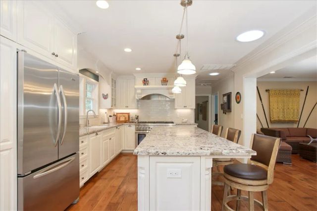 1835 Orville Avenue, Cambria, CA 93428