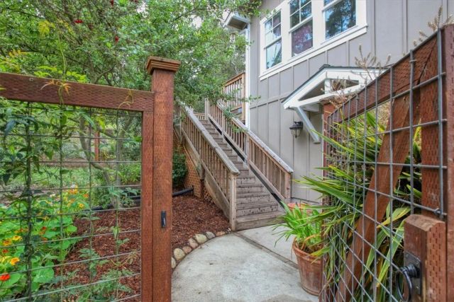 1835 Orville Avenue, Cambria, CA 93428