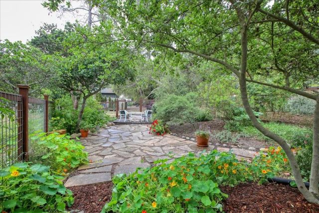 1835 Orville Avenue, Cambria, CA 93428