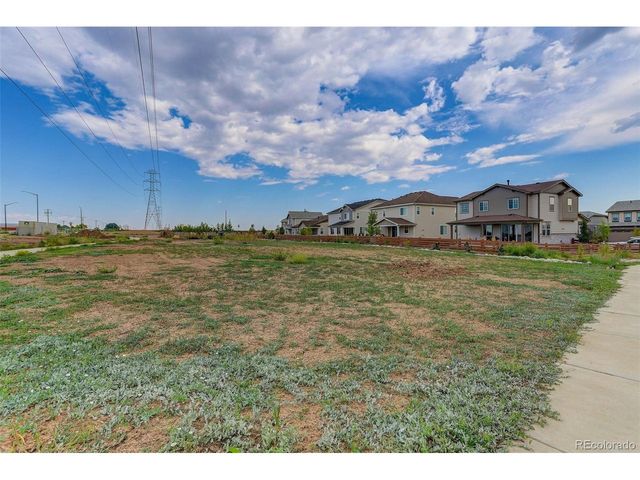 1351 Yale Ave, Erie, CO 80516