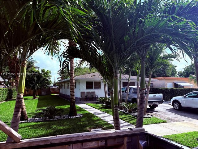 5632 Hayes Street, Hollywood, FL 33021
