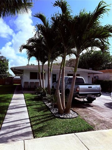 5632 Hayes Street, Hollywood, FL 33021