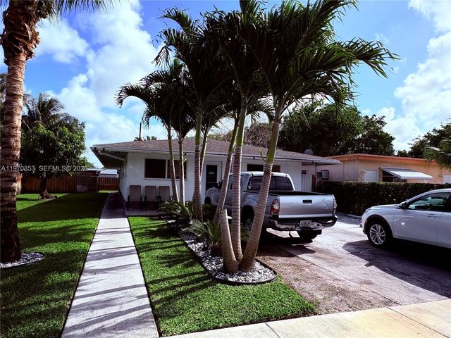 5632 Hayes Street, Hollywood, FL 33021