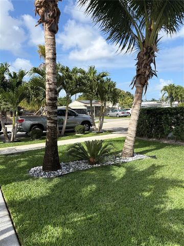 5632 Hayes Street, Hollywood, FL 33021