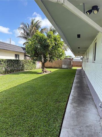 5632 Hayes Street, Hollywood, FL 33021